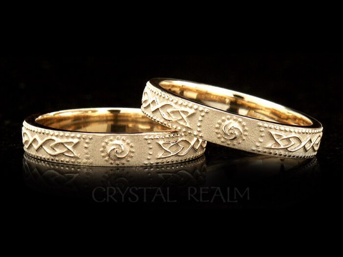 Celtic shield wedding ring with bead polish finish in 14k yellow gold