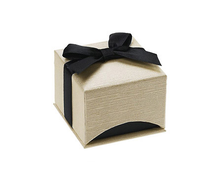 linen-cream-colored-single-ring-box-together-med