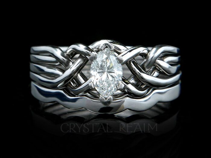 Letter Crystal 18 MM - Jaws of Love