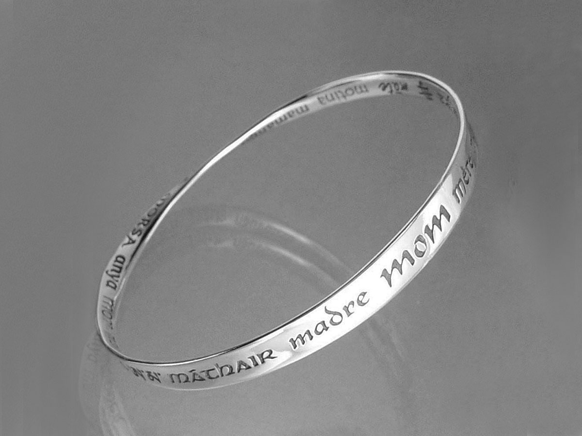 Sterling silver mobius strip bracelet with 'mom' in 32 languages